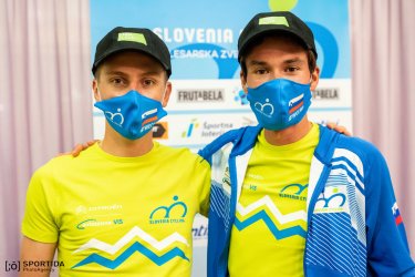rogljic pogacar maska kolesarska zveza slovenije gajcom foto sportida.jpg
